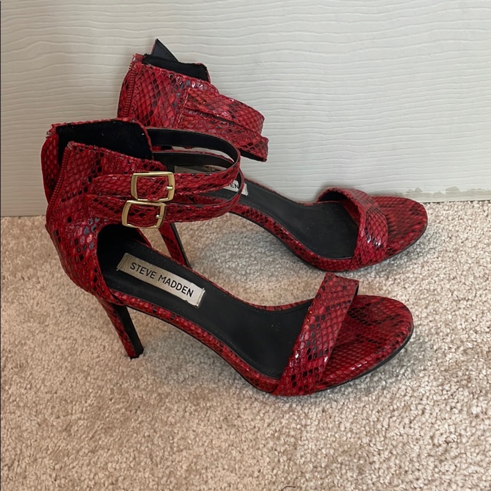 Steve Madden Sandals